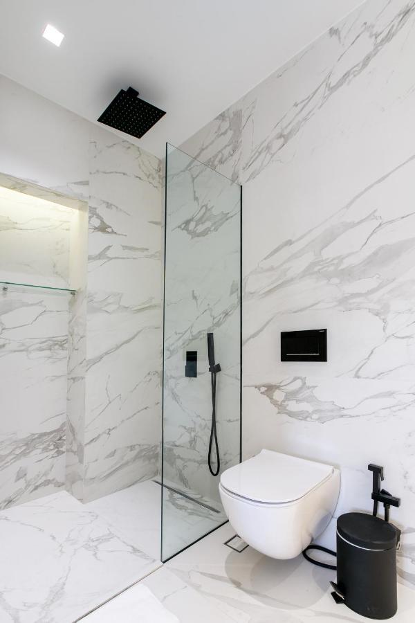 Ns Place Modern Apartment Acropolis View เอเธนส์ ภายนอก รูปภาพ