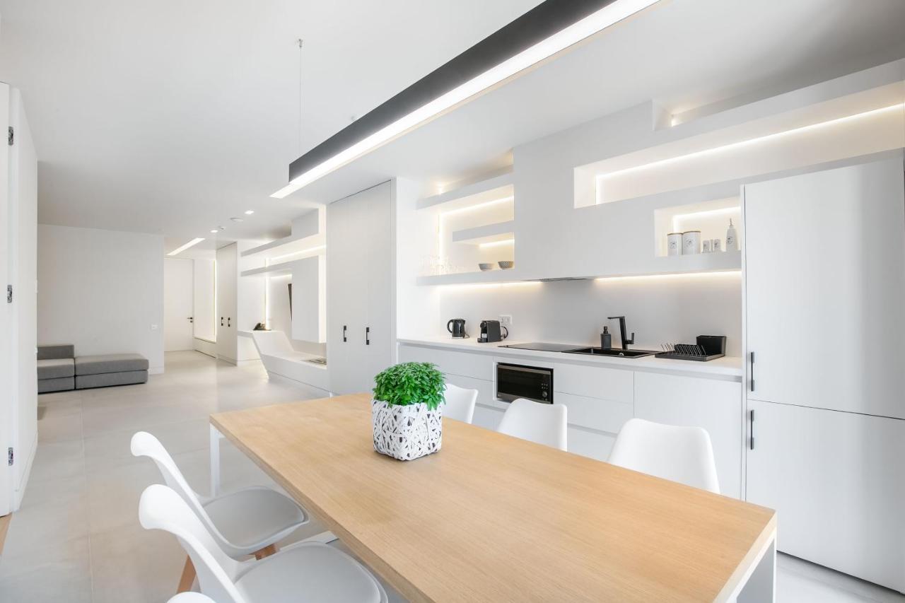 Ns Place Modern Apartment Acropolis View เอเธนส์ ภายนอก รูปภาพ