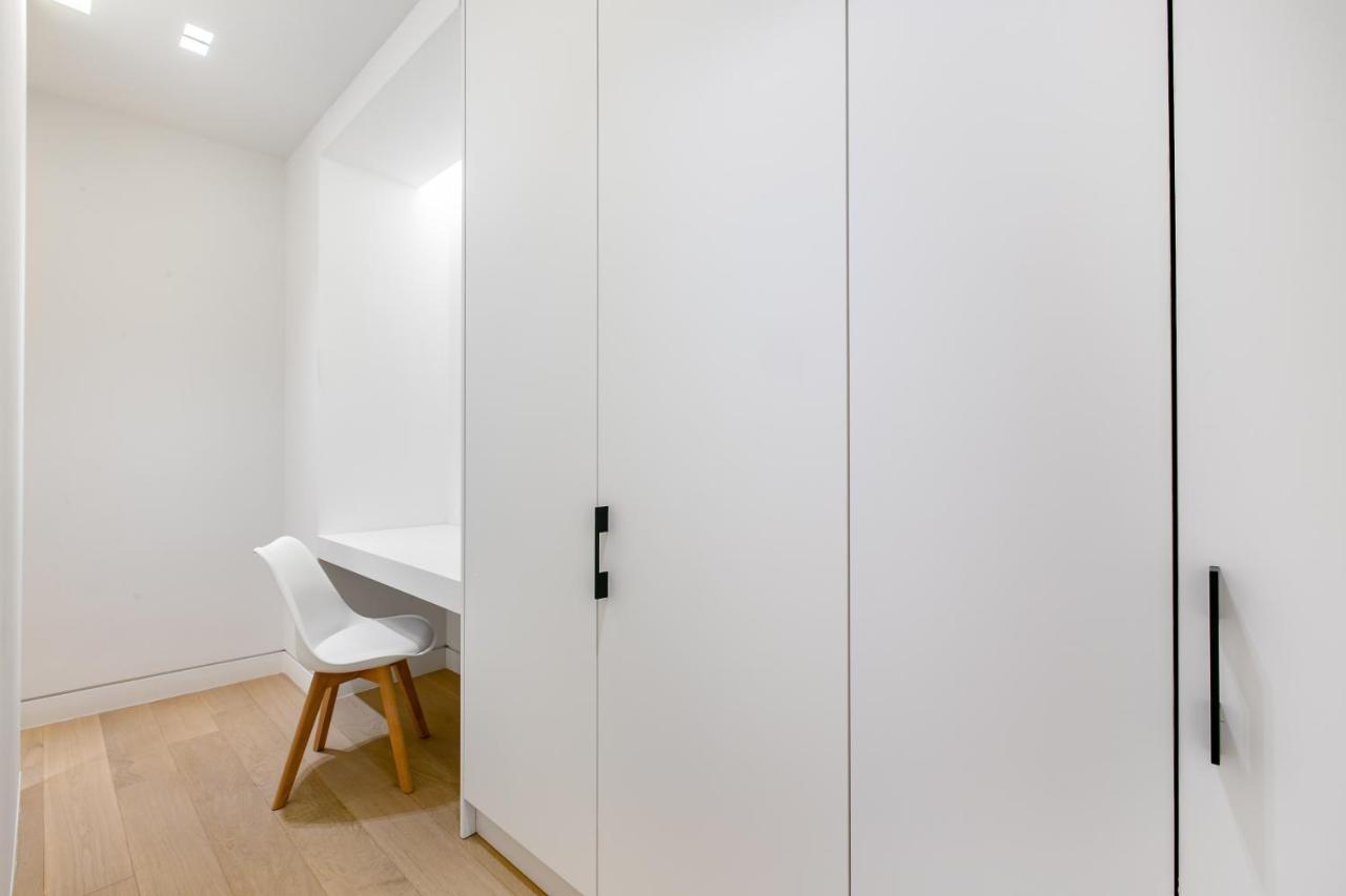 Ns Place Modern Apartment Acropolis View เอเธนส์ ภายนอก รูปภาพ